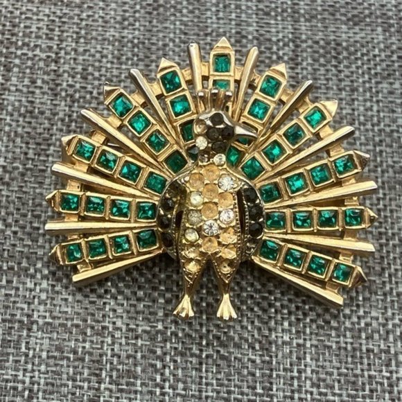 Vintage Scarf Clip As Is Peacock Gold Emerald Green Clear Rhinestone Retro Bird - Picture 2 of 11